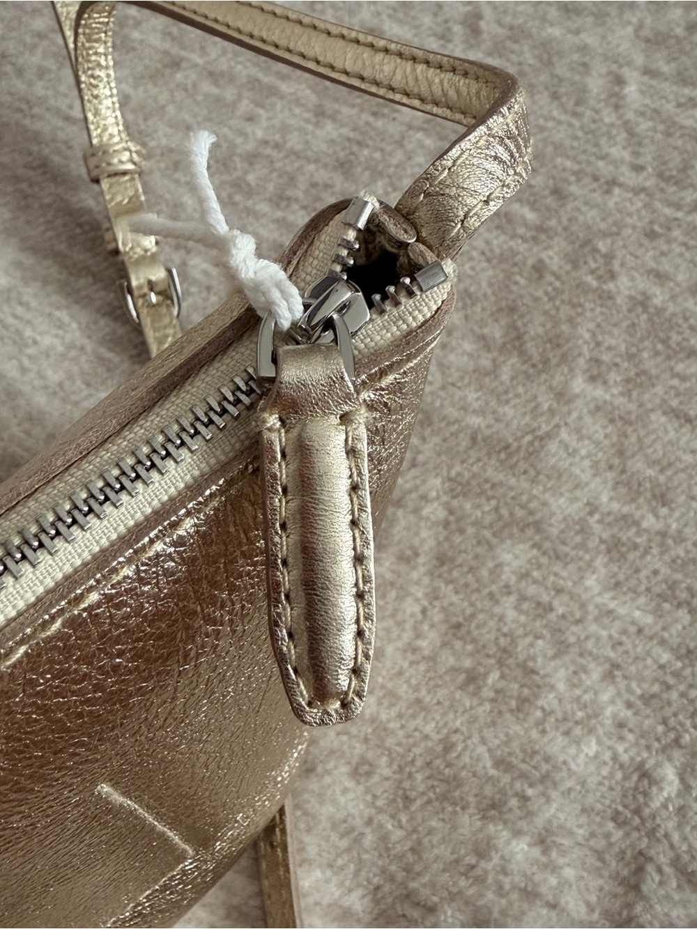 Madewell Bright Shiny Metallic Gold Pebbled Leather Crossbody Bag #303 - Picture 5 of 17